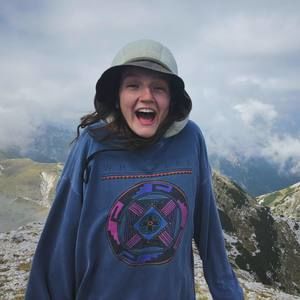 Meet your Posher, Hannah